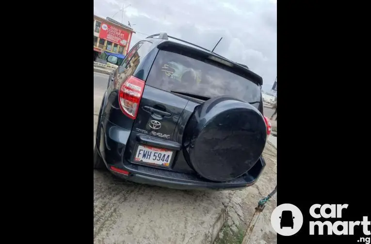 Foreign used 2009 Toyota RAV4