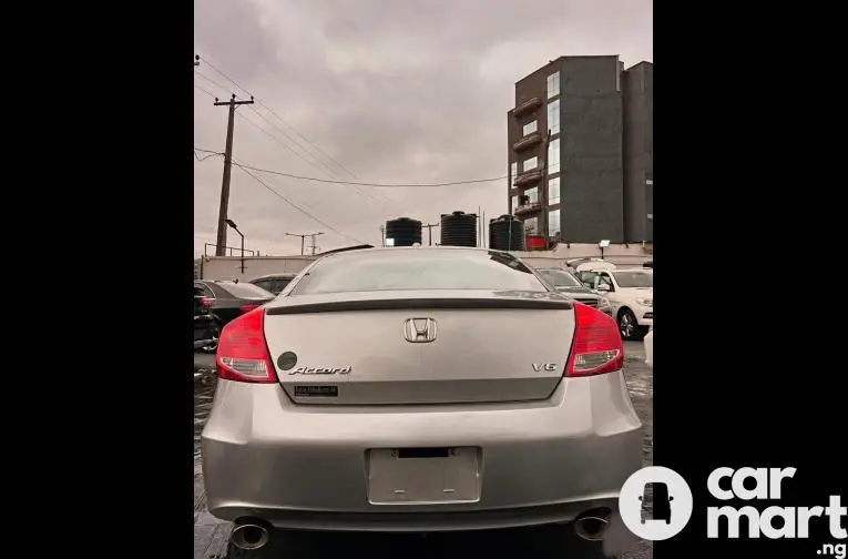 Pre-Owned 2012 Honda Accord (Coupe)