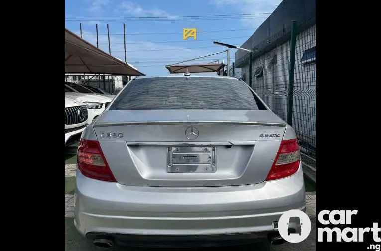 2009/10 Mercedes Benz C 350