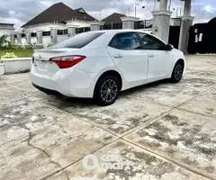 Super clean 2014 Toyota Corolla LE