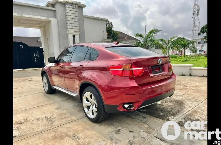 TOKS 2013 BMW X6