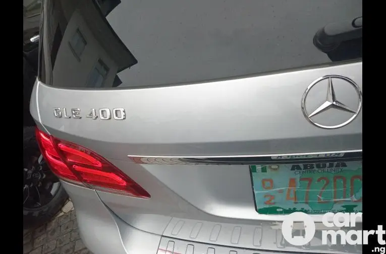 Foreign Used 2017 Mercedes Benz GLE 400