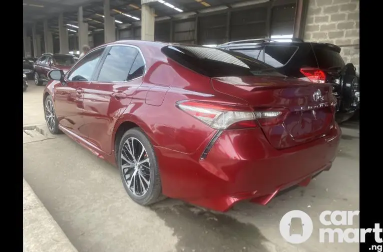 Foreign Used 2020 Toyota camry