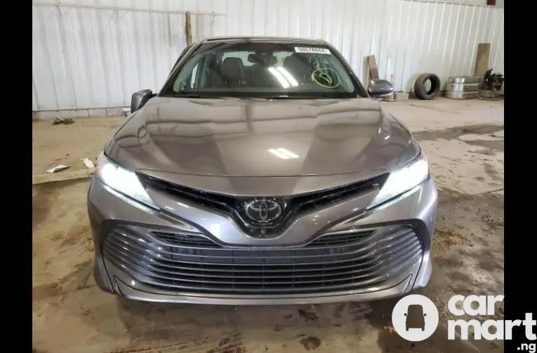 Foreign used 2018 Toyota Camry  XLE