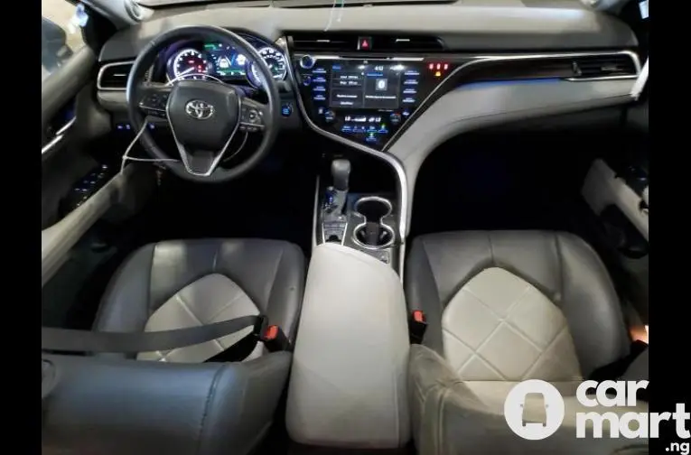 Foreign used 2018 Toyota Camry  XLE