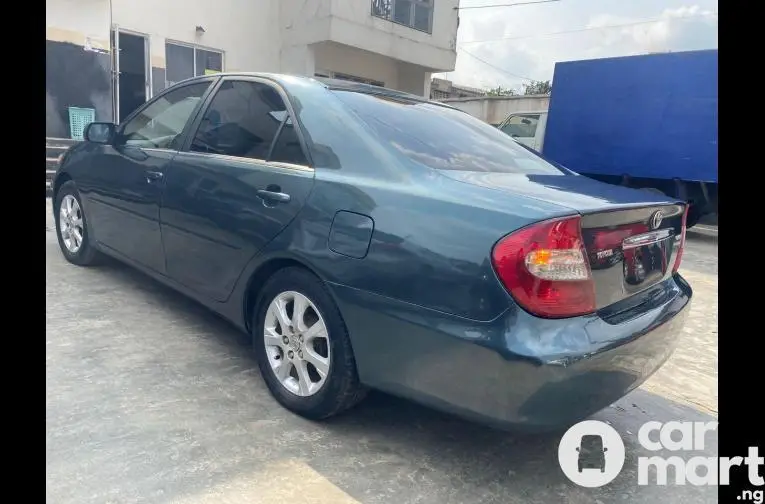 Registered Toyota Camry 2004 LE - 1