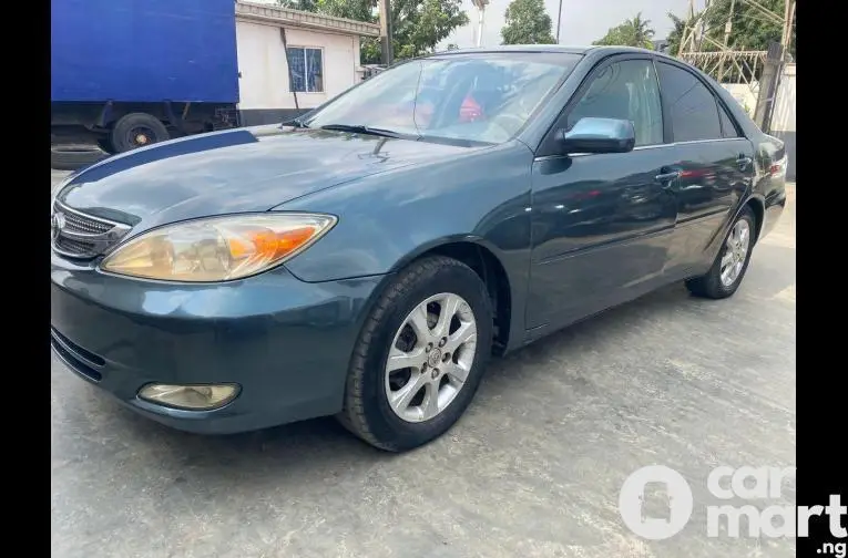 Registered Toyota Camry 2004 LE - 3