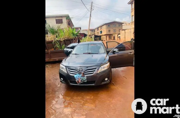 Used Toyota Camry 2009 - 1