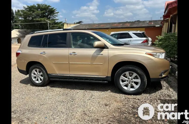 Unregistered Toyota Highlander 2013 - 2