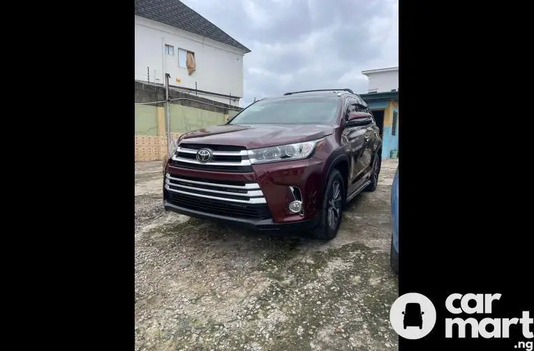 Foreign Used 2017 Toyota Highlander XLE - 1