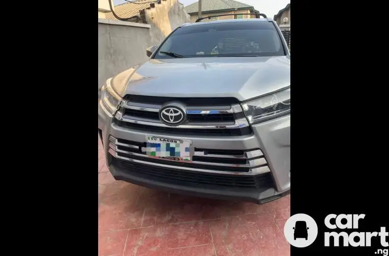 2016 Toyota Highlander MODEL