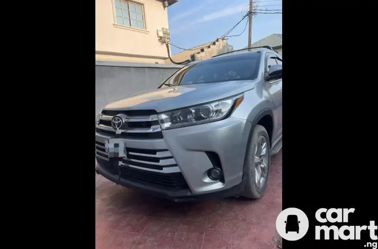 2016 Toyota Highlander MODEL - 3