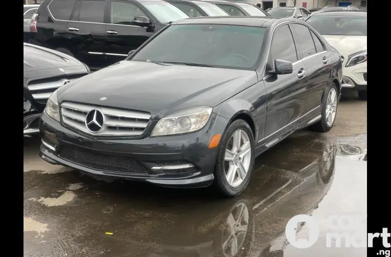 Foreign Used 2011 Mercedes Benz C300