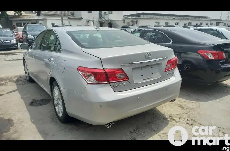 Foreign Used 2011 Lexus Es350