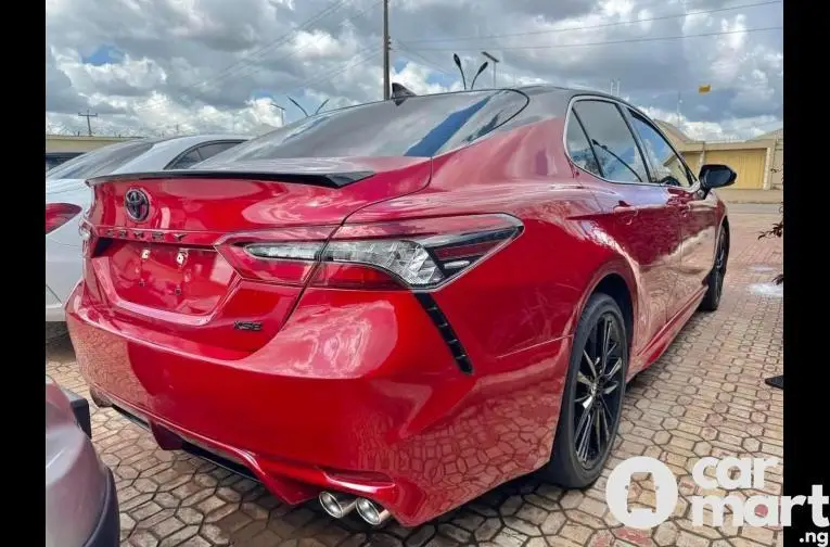 2022 TOYOTA CAMRY XSE