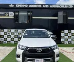 Used Toyota Hilux 2016