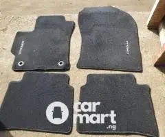 Corolla 2020 footmat rug