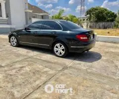 Super clean 2012 Mercedes Benz C250