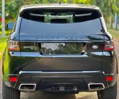 Brand new 2022 Range Rover Sport