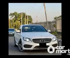 2015 Mercedes Benz C300 Full Option