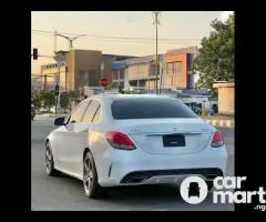 2015 Mercedes Benz C300 Full Option