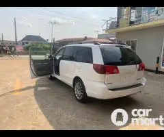 Toyota Sienna 2009 model