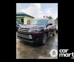 Foreign used 2015 Toyota Highlander LE