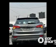 Tokunbo 2014 Hyundai SantaFe