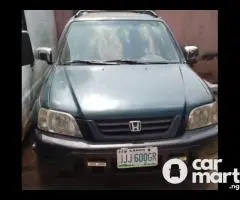 Honda CR-V Jeep Naija used 2000 Model