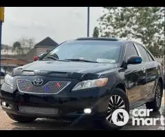 Neatly Used 2009 Toyota Camry LE Black V4