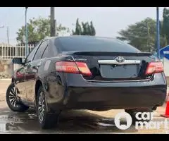 Neatly Used 2009 Toyota Camry LE Black V4