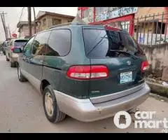 Used Toyota Sienna 2003