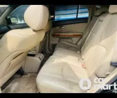 Clean 2005 Lexus RX330 Full Option